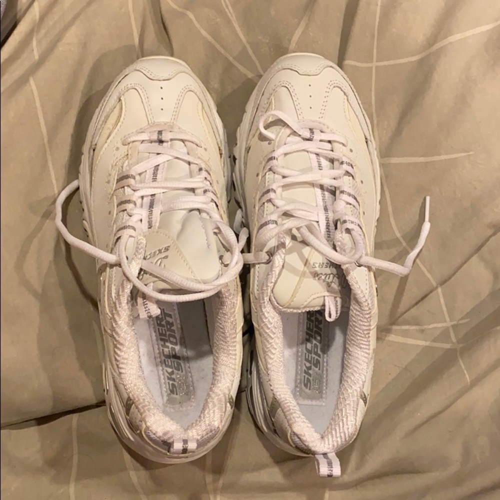 Women’s Skechers sport gym shoes